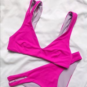 L Space One Wave Bikini Top + BreakersBikiniBottom